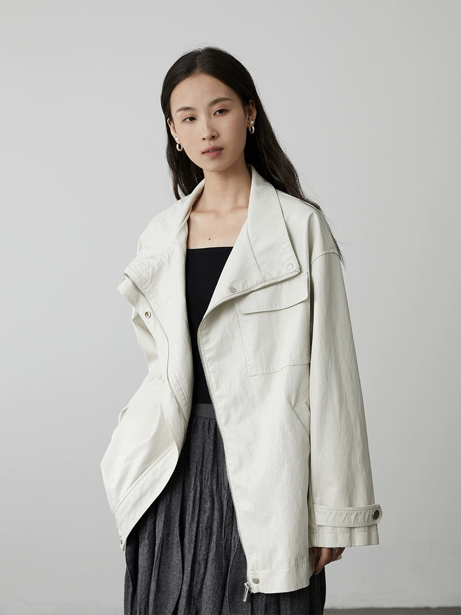 [White Gull] CAREMIND beige large pocket tooling jacket jacket casual loose silhouette short trench coat