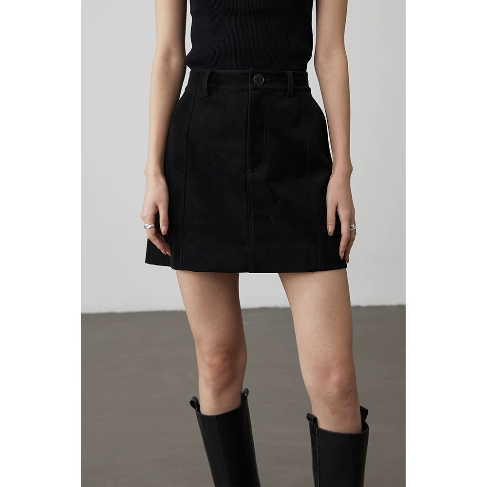 CAREMIND black coffee two-color urban modern texture small leather skirt anti-light design PU short skirt a-word skirt