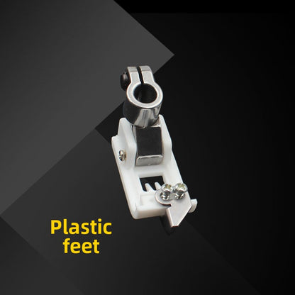 1383★  Stretch sewing car three-needle five-wire presser foot W500 car presser foot 5.6 plastic presser foot car